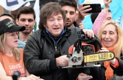 Encuesta: el 59% dice que el país está peor con Milei y el 75% tuvo que recortar gastos