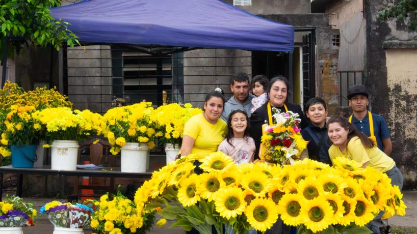 Flores amarillas: el negocio que florece cada primavera en Tafí Viejo