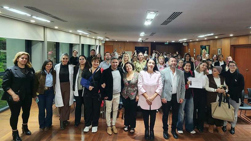 Octubre Rosa: Tucumán despliega red de 18 mamógrafos y lanza campaña de concientización
