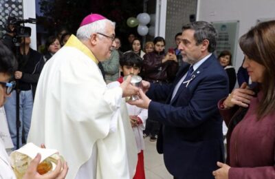 El obispo bendice el Hospital Lomas de Tafí en visita pastoral cargada de emoción