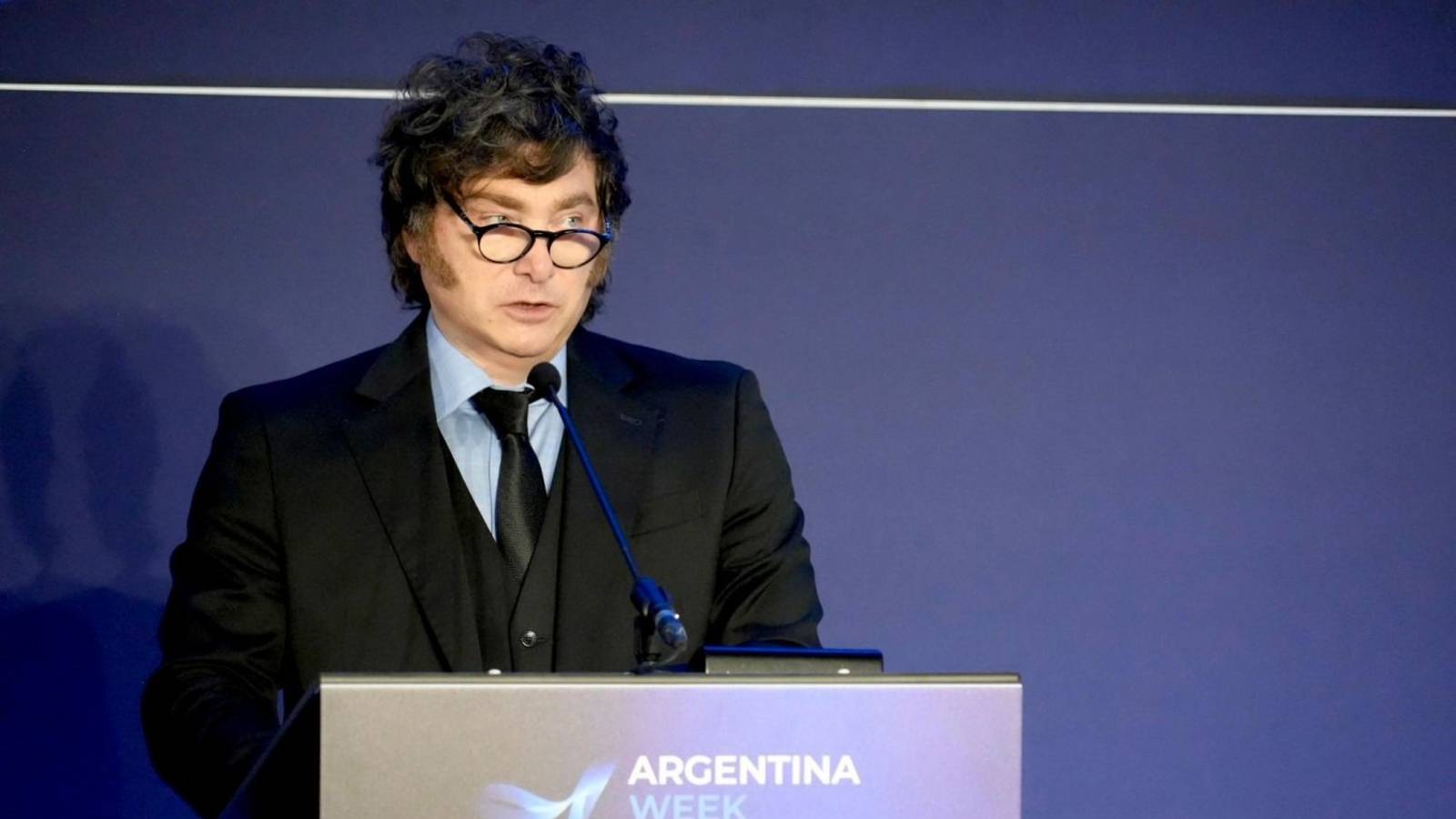Milei arremete contra La Nación: "Son sicarios de la pluma"